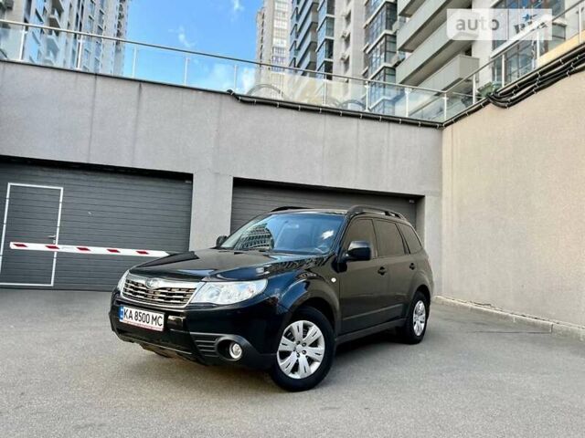 Чорний Субару Forester, об'ємом двигуна 2 л та пробігом 166 тис. км за 10000 $, фото 1 на Automoto.ua