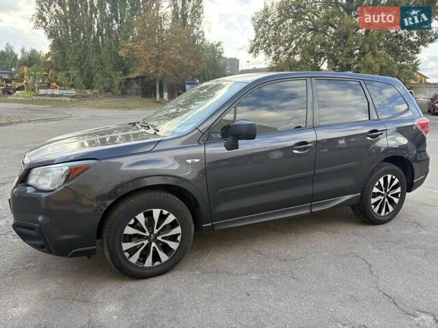 Чорний Субару Forester, об'ємом двигуна 2.46 л та пробігом 192 тис. км за 12700 $, фото 1 на Automoto.ua