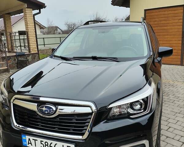 Чорний Субару Forester, об'ємом двигуна 2.5 л та пробігом 109 тис. км за 17700 $, фото 1 на Automoto.ua