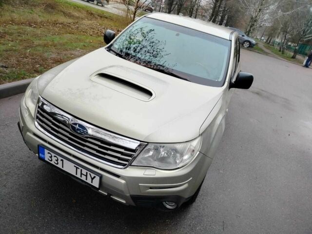 Коричневый Субару Форестер, объемом двигателя 2 л и пробегом 242 тыс. км за 5500 $, фото 1 на Automoto.ua