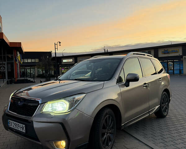 Коричневый Субару Форестер, объемом двигателя 2 л и пробегом 310 тыс. км за 12500 $, фото 1 на Automoto.ua