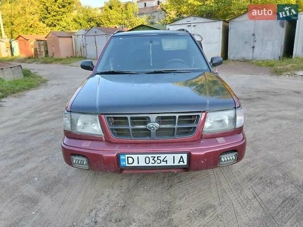 Червоний Субару Forester, об'ємом двигуна 2.5 л та пробігом 230 тис. км за 3500 $, фото 1 на Automoto.ua