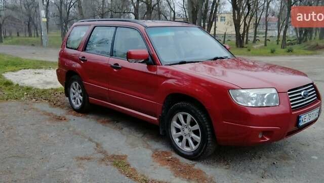 Красный Субару Форестер, объемом двигателя 2 л и пробегом 245 тыс. км за 6100 $, фото 1 на Automoto.ua