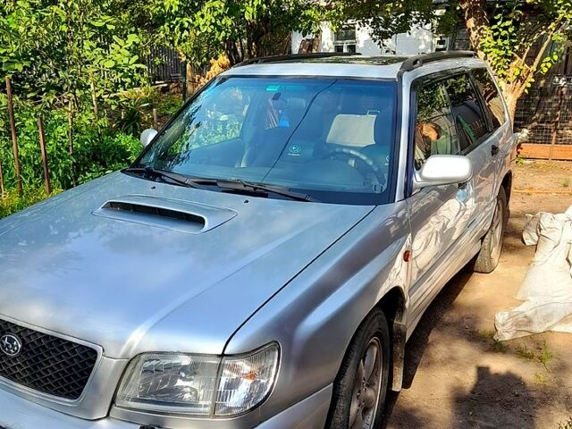 Субару Форестер, объемом двигателя 2 л и пробегом 308 тыс. км за 4800 $, фото 1 на Automoto.ua