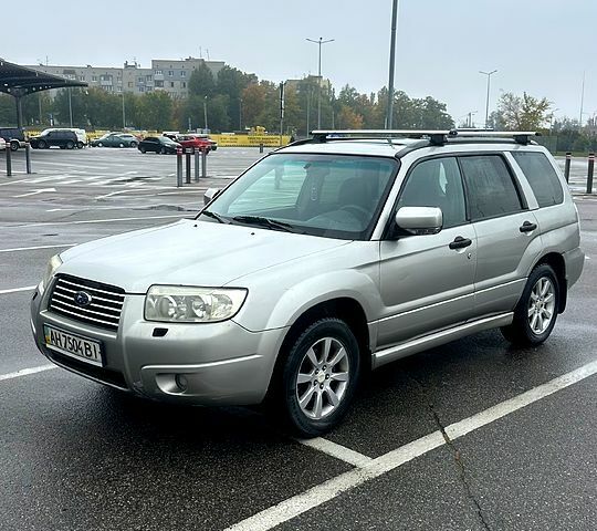Субару Форестер, объемом двигателя 2 л и пробегом 300 тыс. км за 3499 $, фото 1 на Automoto.ua