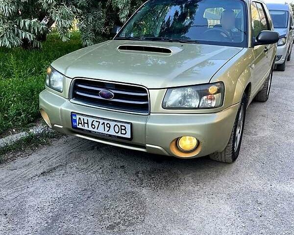 Жовтий Субару Forester, об'ємом двигуна 2 л та пробігом 350 тис. км за 5500 $, фото 1 на Automoto.ua