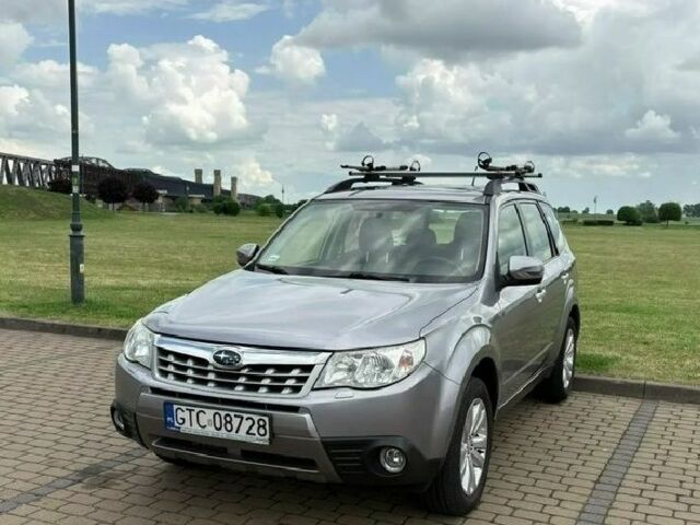 Сірий Субару Forester, об'ємом двигуна 2 л та пробігом 192 тис. км за 3500 $, фото 1 на Automoto.ua