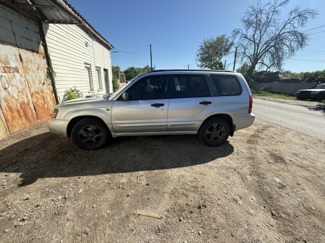 Сірий Субару Forester, об'ємом двигуна 2 л та пробігом 288 тис. км за 4000 $, фото 1 на Automoto.ua