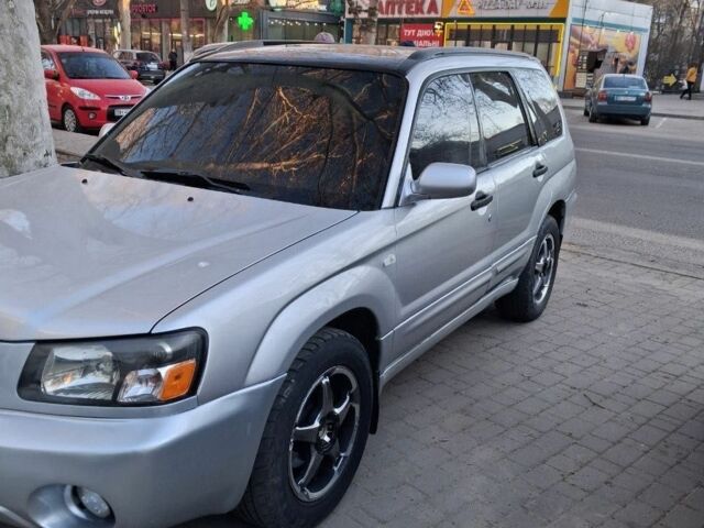 Серый Субару Форестер, объемом двигателя 2 л и пробегом 128 тыс. км за 4800 $, фото 1 на Automoto.ua