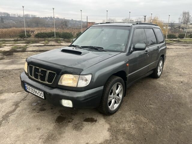 Серый Субару Форестер, объемом двигателя 2 л и пробегом 350 тыс. км за 4500 $, фото 1 на Automoto.ua