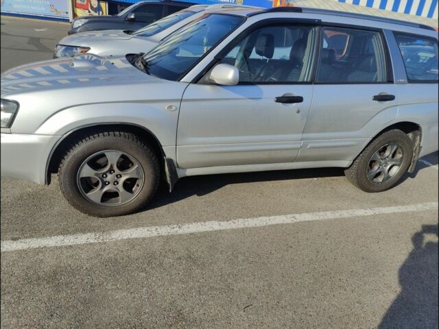 Серый Субару Форестер, объемом двигателя 2 л и пробегом 540 тыс. км за 5300 $, фото 1 на Automoto.ua