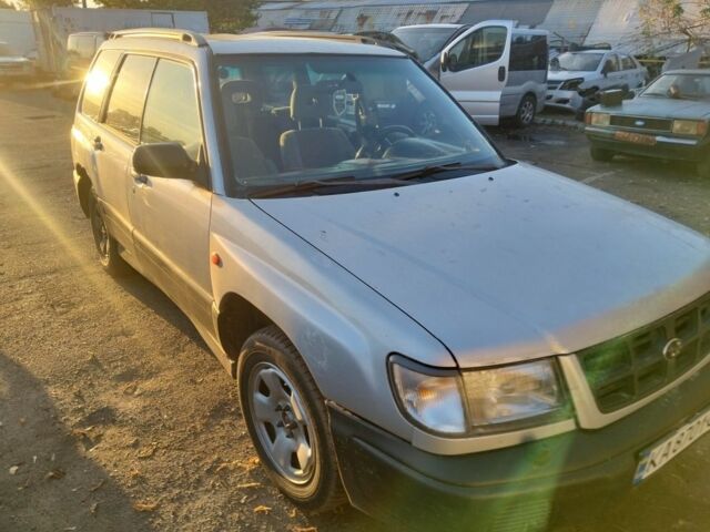 Сірий Субару Forester, об'ємом двигуна 0 л та пробігом 214 тис. км за 1551 $, фото 1 на Automoto.ua