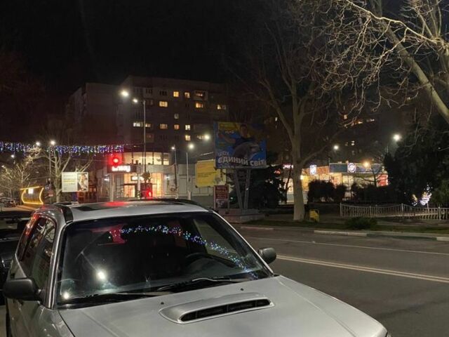 Сірий Субару Forester, об'ємом двигуна 2.5 л та пробігом 200 тис. км за 3700 $, фото 1 на Automoto.ua