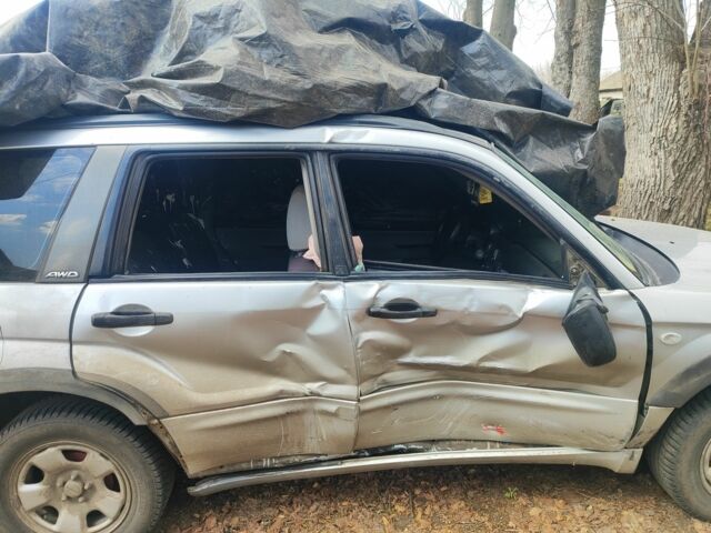 Серый Субару Форестер, объемом двигателя 2 л и пробегом 430 тыс. км за 2300 $, фото 1 на Automoto.ua