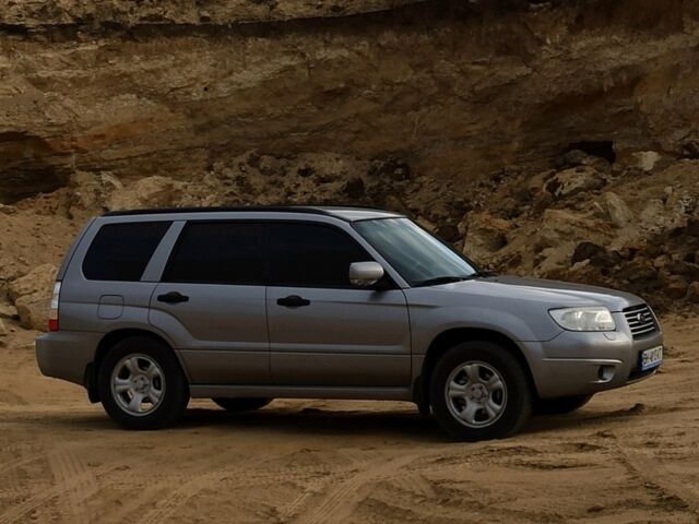Сірий Субару Forester, об'ємом двигуна 2 л та пробігом 182 тис. км за 6500 $, фото 1 на Automoto.ua