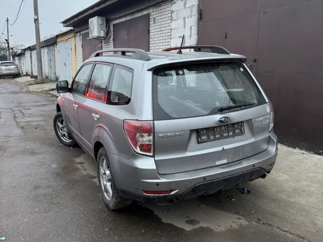 Сірий Субару Forester, об'ємом двигуна 0 л та пробігом 200 тис. км за 2500 $, фото 1 на Automoto.ua