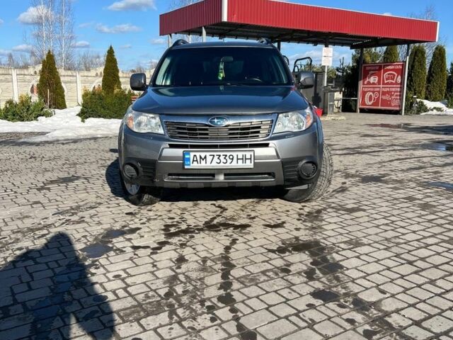 Сірий Субару Forester, об'ємом двигуна 2 л та пробігом 249 тис. км за 7800 $, фото 1 на Automoto.ua