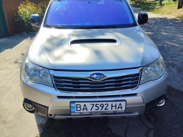 Сірий Субару Forester, об'ємом двигуна 2 л та пробігом 251 тис. км за 7321 $, фото 1 на Automoto.ua