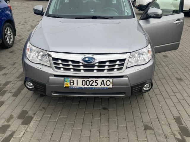 Сірий Субару Forester, об'ємом двигуна 2.5 л та пробігом 137 тис. км за 12500 $, фото 1 на Automoto.ua