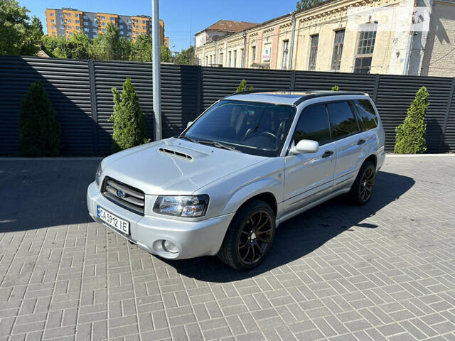 Сірий Субару Forester, об'ємом двигуна 1.99 л та пробігом 322 тис. км за 6500 $, фото 1 на Automoto.ua