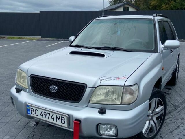 Серый Субару Форестер, объемом двигателя 2 л и пробегом 325 тыс. км за 4400 $, фото 1 на Automoto.ua