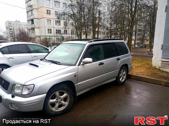 Сірий Субару Forester, об'ємом двигуна 2 л та пробігом 305 тис. км за 4400 $, фото 1 на Automoto.ua