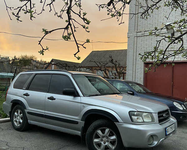 Сірий Субару Forester, об'ємом двигуна 2 л та пробігом 300 тис. км за 4999 $, фото 1 на Automoto.ua