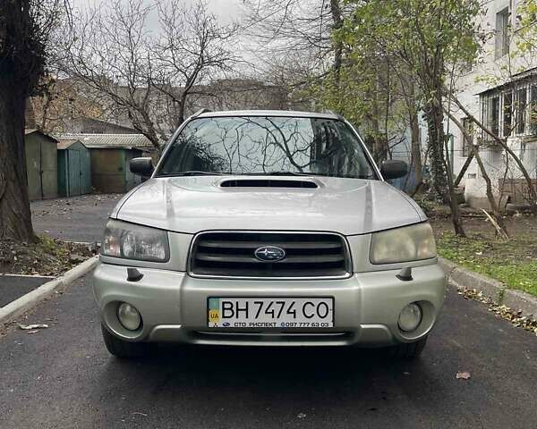 Серый Субару Форестер, объемом двигателя 2 л и пробегом 273 тыс. км за 6000 $, фото 1 на Automoto.ua