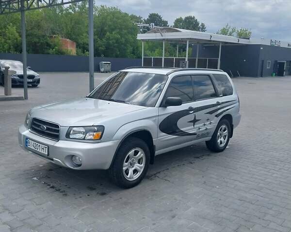 Сірий Субару Forester, об'ємом двигуна 2 л та пробігом 197 тис. км за 5800 $, фото 1 на Automoto.ua
