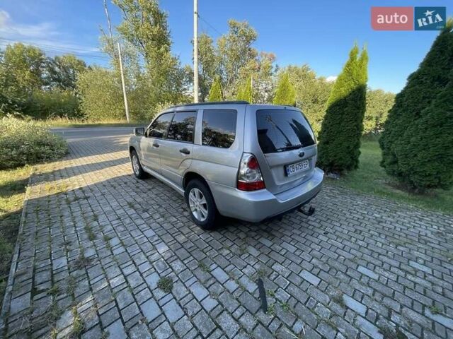 Сірий Субару Forester, об'ємом двигуна 2 л та пробігом 360 тис. км за 6000 $, фото 1 на Automoto.ua