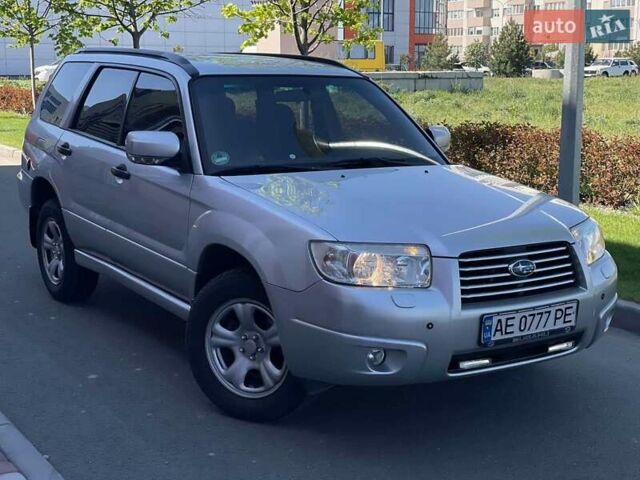 Сірий Субару Forester, об'ємом двигуна 2 л та пробігом 259 тис. км за 8500 $, фото 1 на Automoto.ua