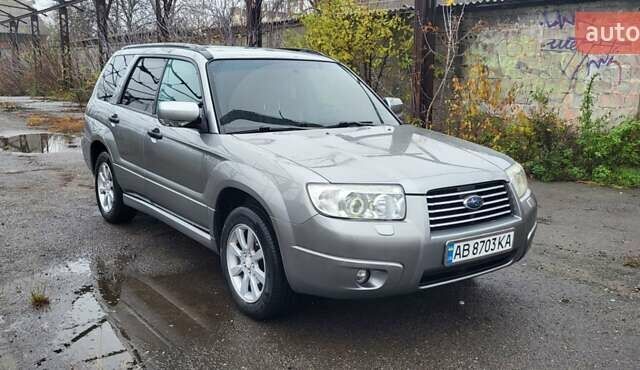 Серый Субару Форестер, объемом двигателя 1.99 л и пробегом 275 тыс. км за 6300 $, фото 1 на Automoto.ua