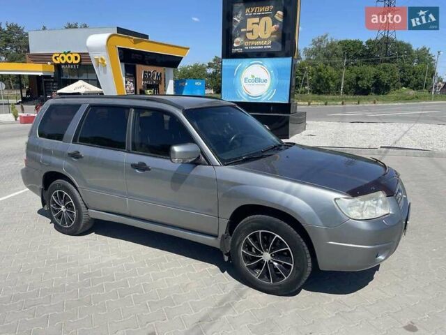 Сірий Субару Forester, об'ємом двигуна 2 л та пробігом 240 тис. км за 6200 $, фото 1 на Automoto.ua