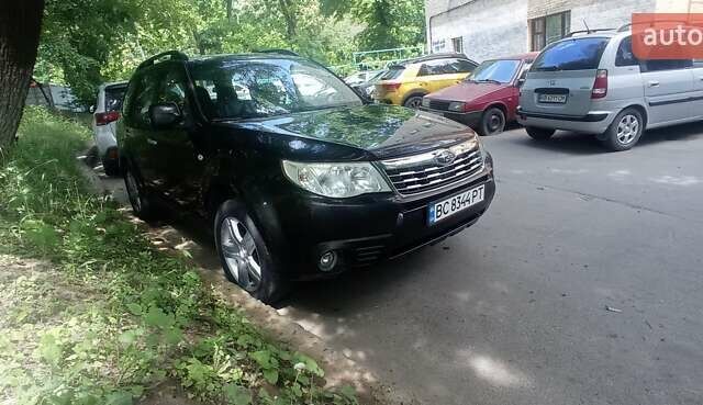 Сірий Субару Forester, об'ємом двигуна 2.46 л та пробігом 193 тис. км за 8000 $, фото 1 на Automoto.ua
