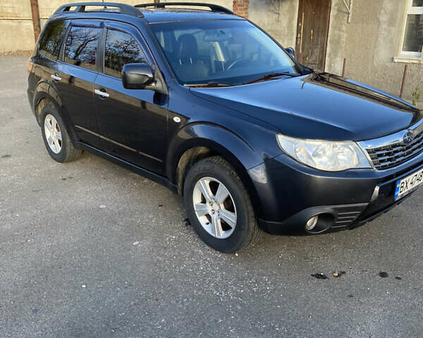 Сірий Субару Forester, об'ємом двигуна 2 л та пробігом 223 тис. км за 8600 $, фото 1 на Automoto.ua