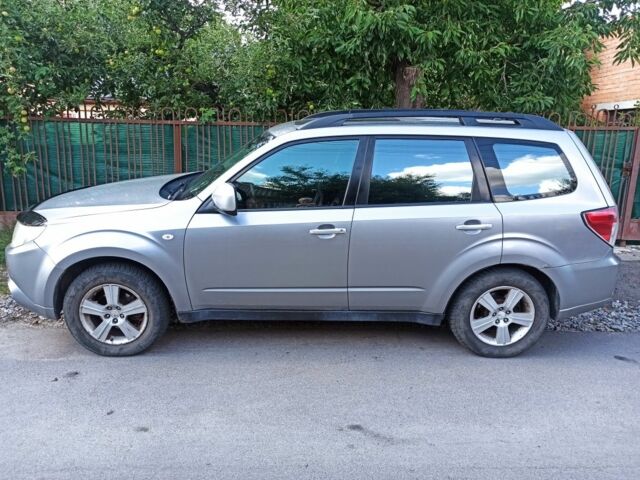 Сірий Субару Forester, об'ємом двигуна 0 л та пробігом 215 тис. км за 6400 $, фото 1 на Automoto.ua