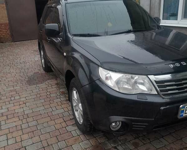 Серый Субару Форестер, объемом двигателя 1.99 л и пробегом 209 тыс. км за 7700 $, фото 1 на Automoto.ua