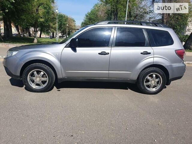 Сірий Субару Forester, об'ємом двигуна 2 л та пробігом 166 тис. км за 8300 $, фото 1 на Automoto.ua