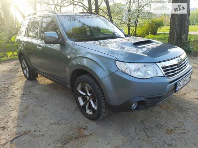 Сірий Субару Forester, об'ємом двигуна 2.5 л та пробігом 218 тис. км за 9900 $, фото 1 на Automoto.ua