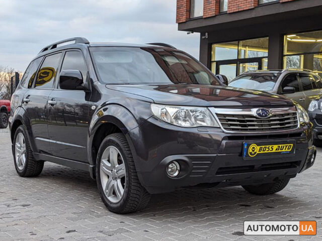 Сірий Субару Forester, об'ємом двигуна 2.5 л та пробігом 188 тис. км за 12500 $, фото 1 на Automoto.ua