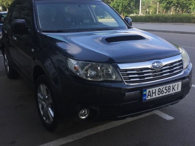 Сірий Субару Forester, об'ємом двигуна 2 л та пробігом 237 тис. км за 7500 $, фото 1 на Automoto.ua