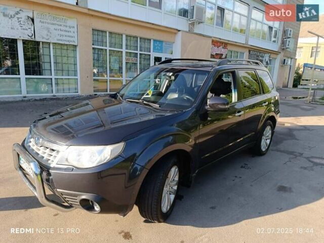 Сірий Субару Forester, об'ємом двигуна 2.5 л та пробігом 155 тис. км за 10000 $, фото 1 на Automoto.ua