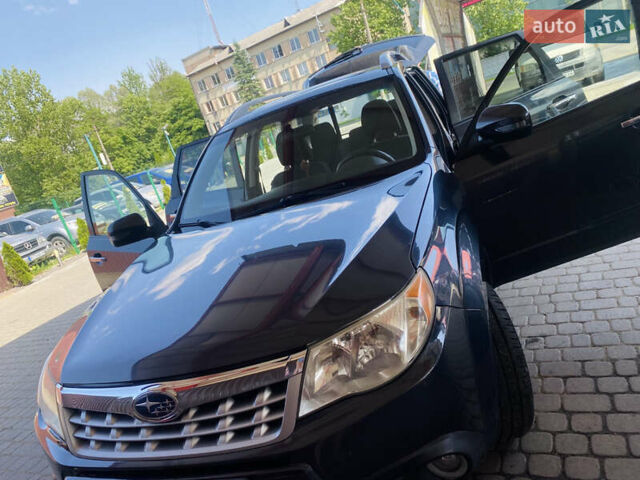Сірий Субару Forester, об'ємом двигуна 2.5 л та пробігом 172 тис. км за 7950 $, фото 1 на Automoto.ua