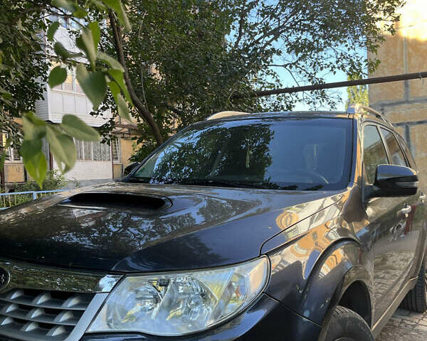Сірий Субару Forester, об'ємом двигуна 2 л та пробігом 170 тис. км за 7000 $, фото 1 на Automoto.ua