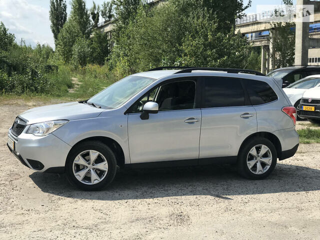 Сірий Субару Forester, об'ємом двигуна 2 л та пробігом 230 тис. км за 13600 $, фото 1 на Automoto.ua