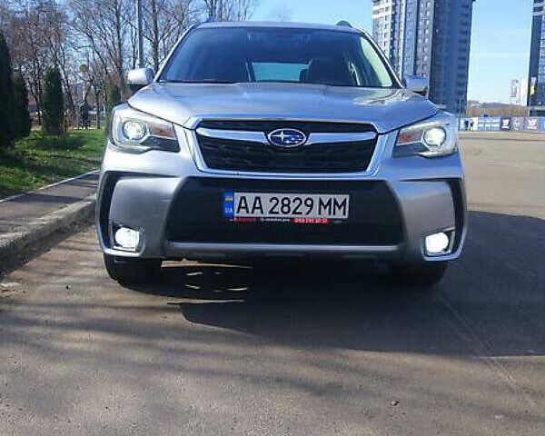 Сірий Субару Forester, об'ємом двигуна 2.46 л та пробігом 190 тис. км за 16000 $, фото 1 на Automoto.ua