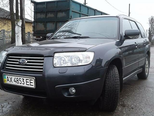 Сірий Субару Forester, об'ємом двигуна 2 л та пробігом 153 тис. км за 8500 $, фото 1 на Automoto.ua