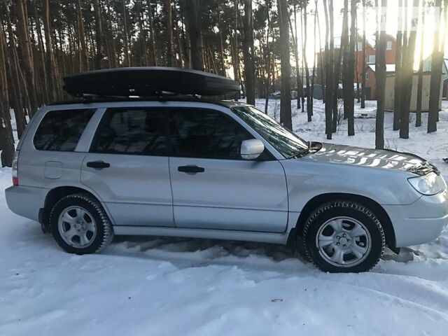 Сірий Субару Forester, об'ємом двигуна 2 л та пробігом 100 тис. км за 9500 $, фото 1 на Automoto.ua