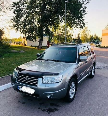 Сірий Субару Forester, об'ємом двигуна 2 л та пробігом 156 тис. км за 9200 $, фото 1 на Automoto.ua