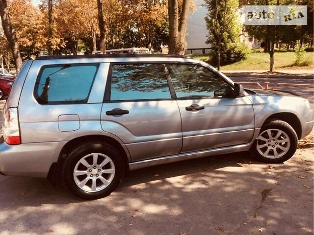 Сірий Субару Forester, об'ємом двигуна 2 л та пробігом 144 тис. км за 9900 $, фото 1 на Automoto.ua